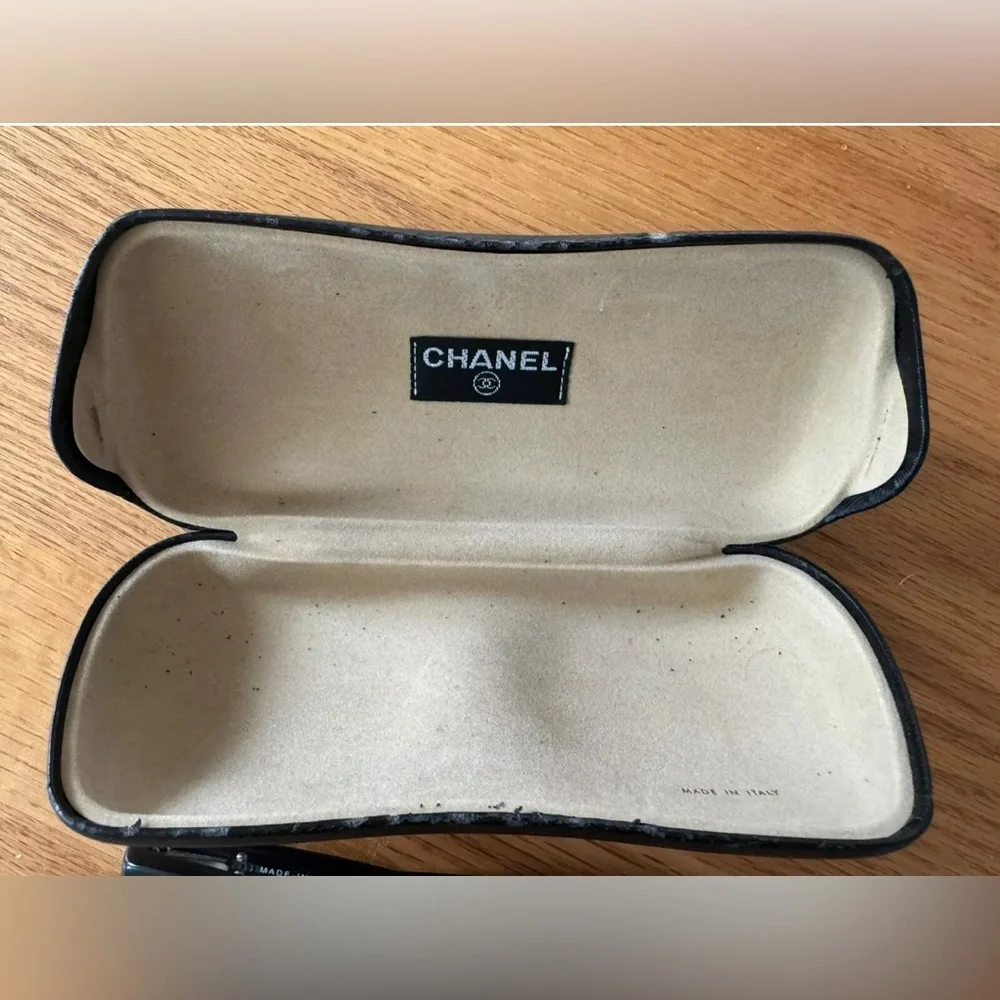 CHANEL Black and Clear Cat-Eye Sunglasses with Case - Picture 8 of 11